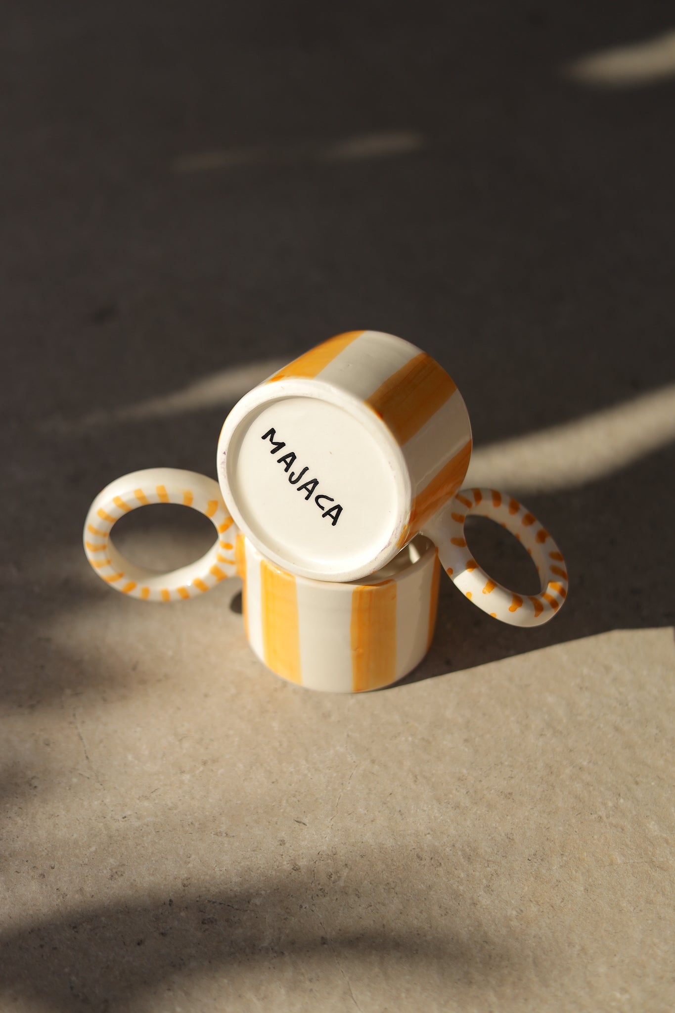 TAZA RAYAS AMARILLAS
