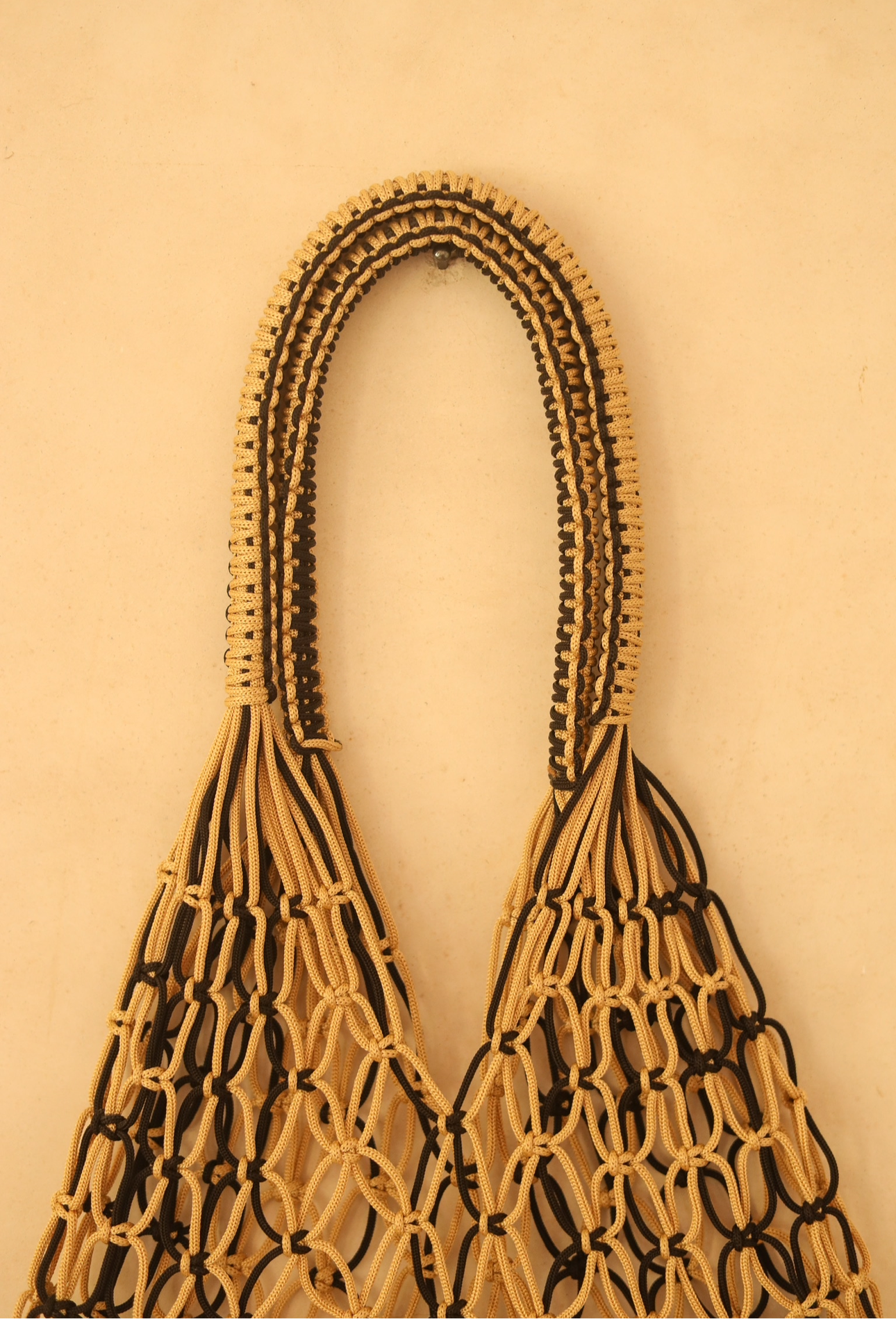 Bolso de crochet bicolor